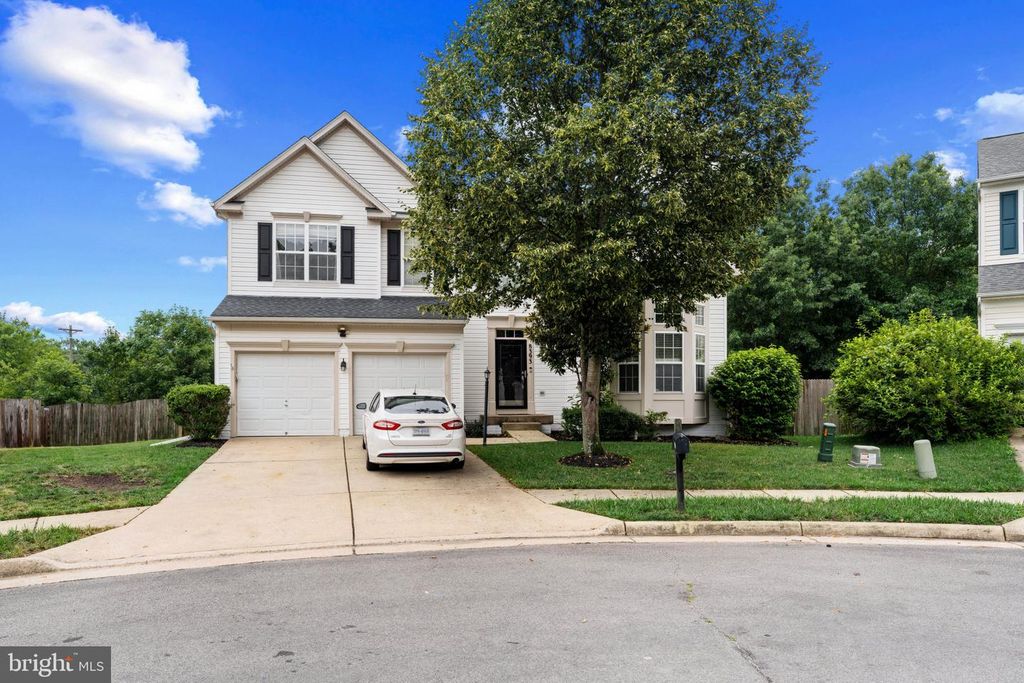 8393 TENBROOK DR, Gainesville, VA 20155