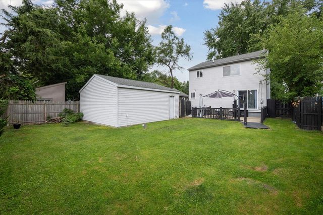 578 E Mahan Avenue, Hazel Park, MI 48030