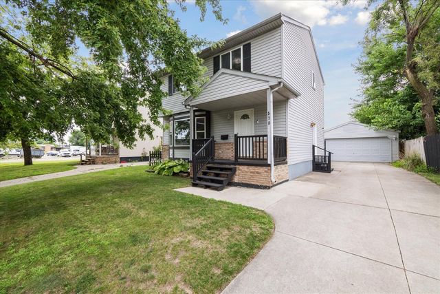 578 E Mahan Avenue, Hazel Park, MI 48030