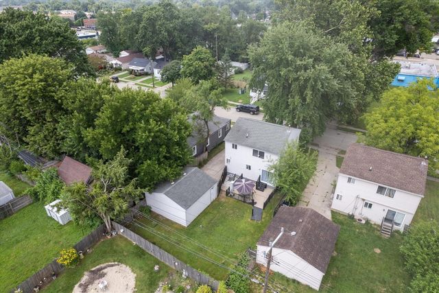 578 E Mahan Avenue, Hazel Park, MI 48030