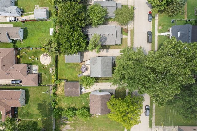 578 E Mahan Avenue, Hazel Park, MI 48030