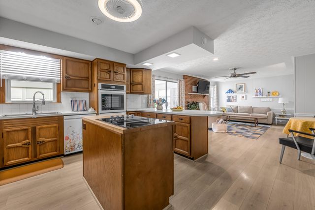 133 Vincewood Drive, Nicholasville, KY 40356