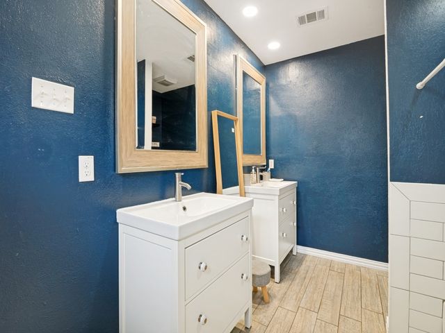 8421 Liberty Lane, Rowlett, TX 75089