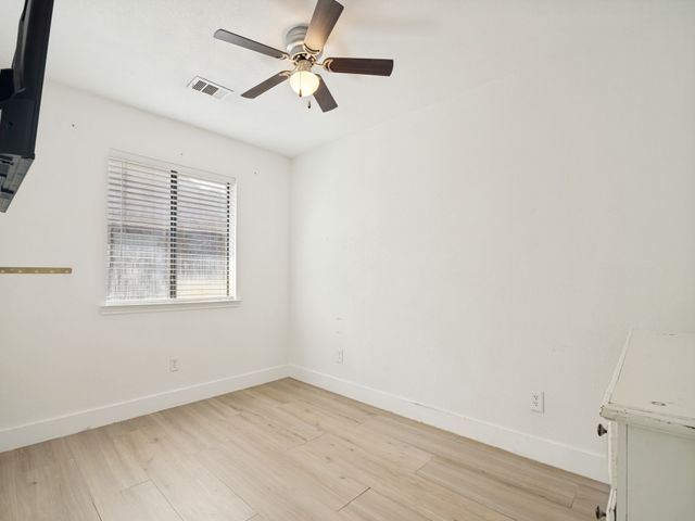 8421 Liberty Lane, Rowlett, TX 75089