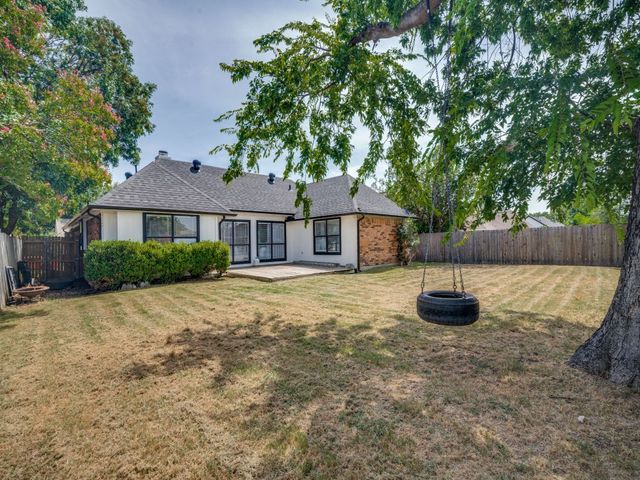 8421 Liberty Lane, Rowlett, TX 75089
