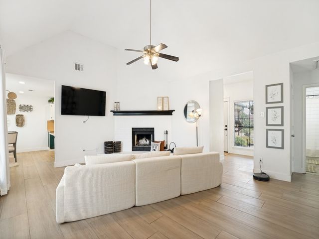 8421 Liberty Lane, Rowlett, TX 75089