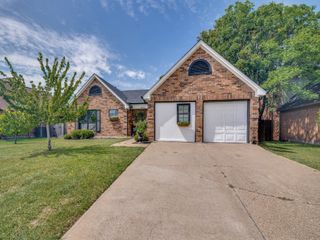 8421 Liberty Lane, Rowlett, TX 75089