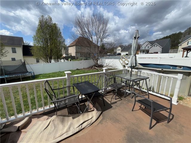 710 Emerald Drive, Hurricane, WV 25526