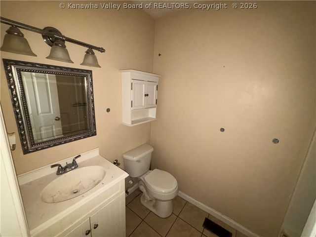 710 Emerald Drive, Hurricane, WV 25526