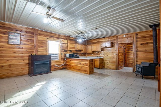 592 Jake Horsley Ln, Stephensport, KY 40170