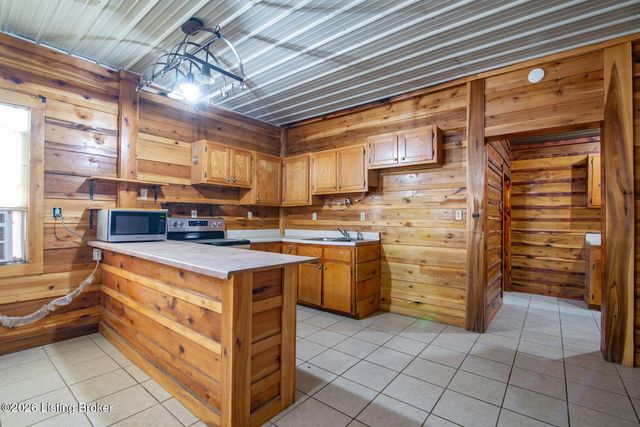 592 Jake Horsley Ln, Stephensport, KY 40170