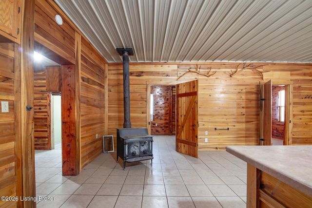 592 Jake Horsley Ln, Stephensport, KY 40170