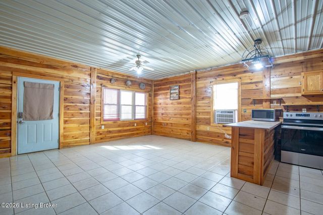 592 Jake Horsley Ln, Stephensport, KY 40170