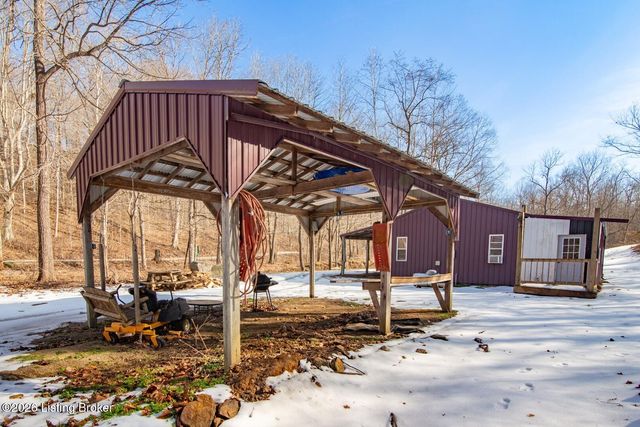 592 Jake Horsley Ln, Stephensport, KY 40170