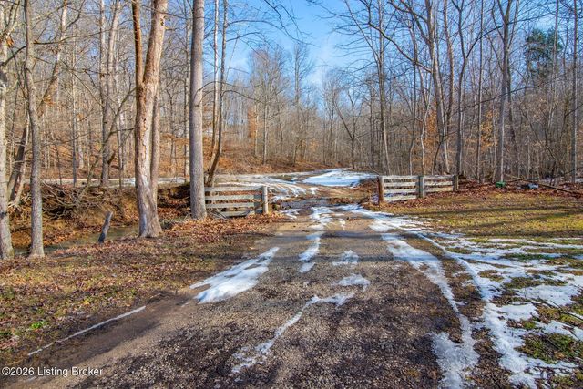 592 Jake Horsley Ln, Stephensport, KY 40170