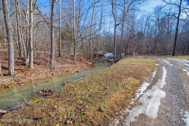 592 Jake Horsley Ln, Stephensport, KY 40170