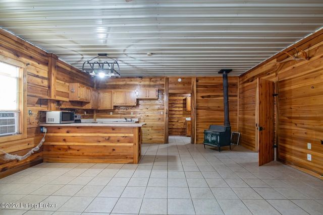 592 Jake Horsley Ln, Stephensport, KY 40170