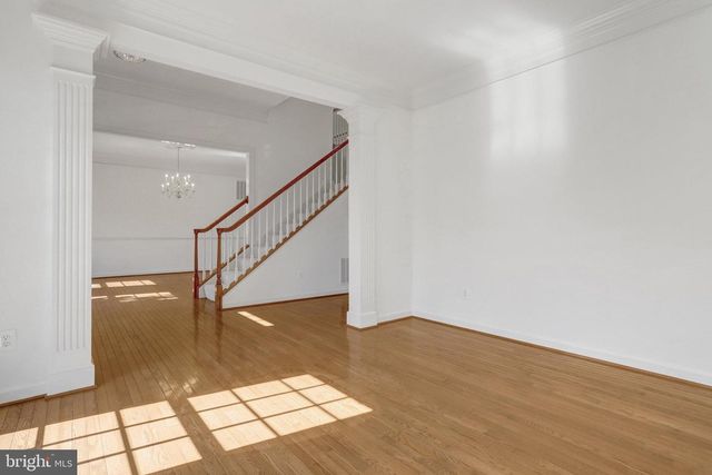 5614 JAMES GUNNELL LN, Alexandria, VA 22310