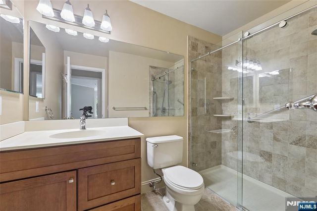 1116 Hyde Park Court, Mahwah, NJ 07430