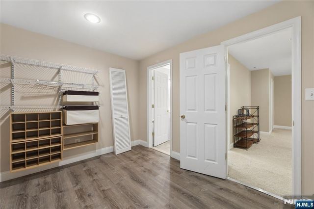 1116 Hyde Park Court, Mahwah, NJ 07430