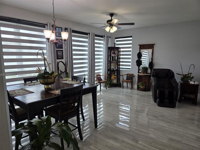 680 NW 159th Avenue, Pembroke Pines, FL 33028