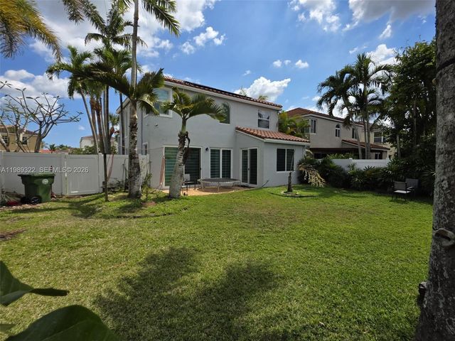 680 NW 159th Avenue, Pembroke Pines, FL 33028