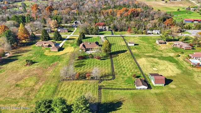 7403 Broad Run Rd, Louisville, KY 40291