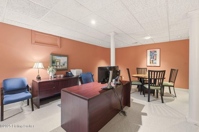 7403 Broad Run Rd, Louisville, KY 40291