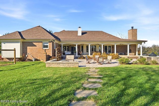 7403 Broad Run Rd, Louisville, KY 40291