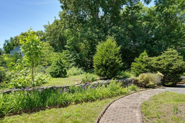 262 Clifton St, Belmont, MA 02478