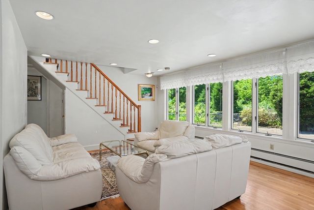 262 Clifton St, Belmont, MA 02478