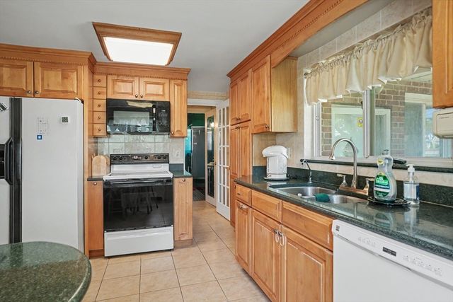 262 Clifton St, Belmont, MA 02478