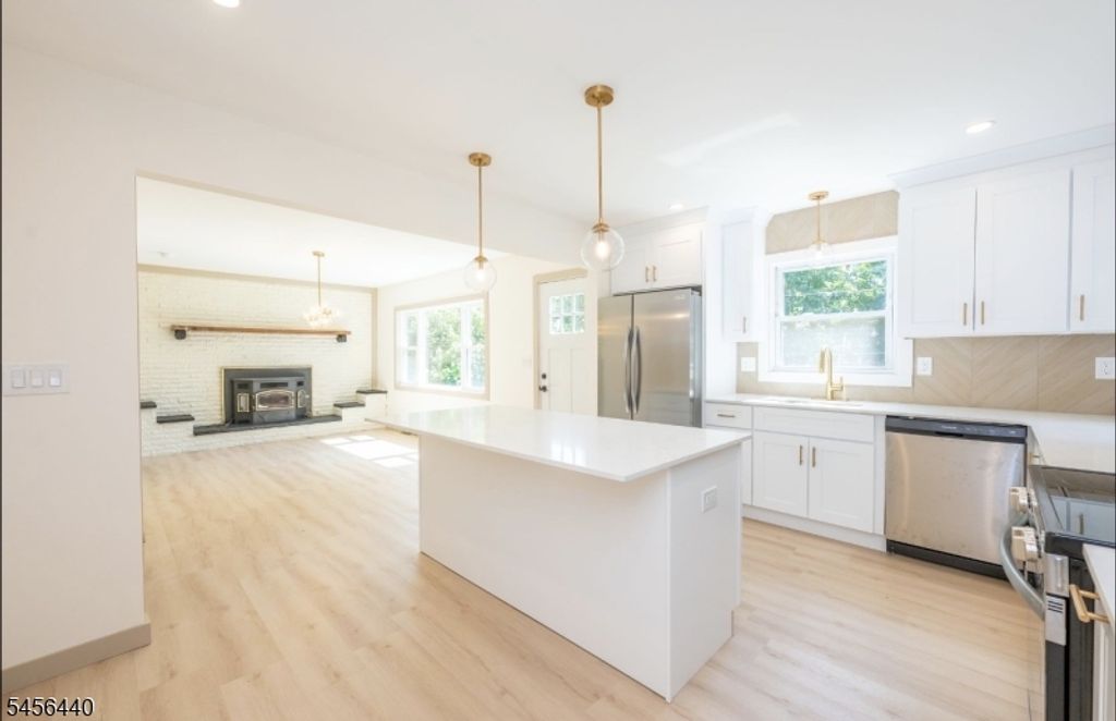 33 Orchard Dr, Vernon Twp., NJ 07462 — photo 5