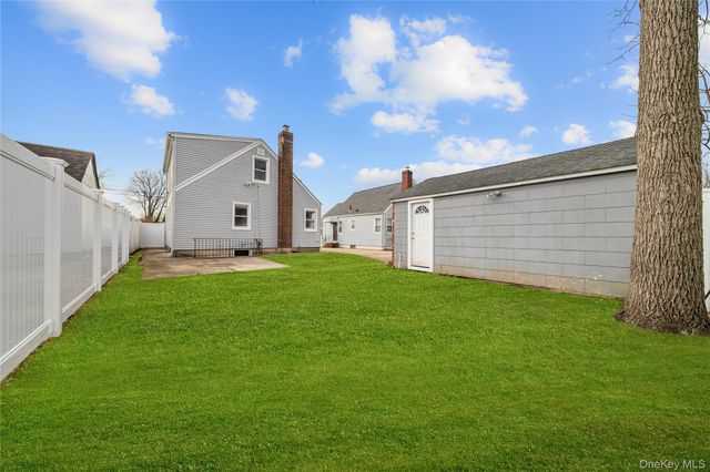 141 Booth Street, Hempstead, NY 11550