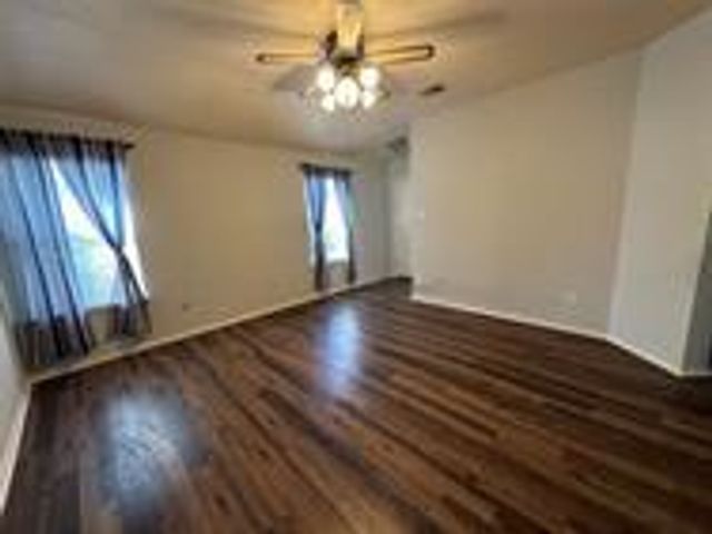908 SWEET LEAF LN, Pflugerville, TX 78660