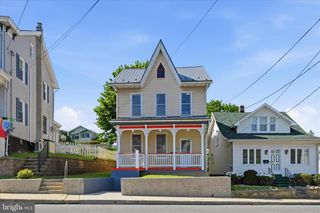 423 W MARKET ST, Orwigsburg, PA 17961