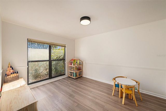 4005 DELLBROOK DRIVE, Tampa, FL 33624