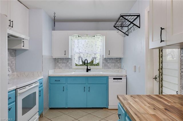 7297 Kumquat RD, Fort Myers, FL 33967