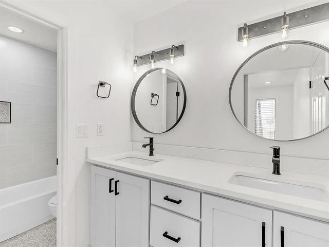 11550 N May Avenue 206, Oklahoma City, OK 73120