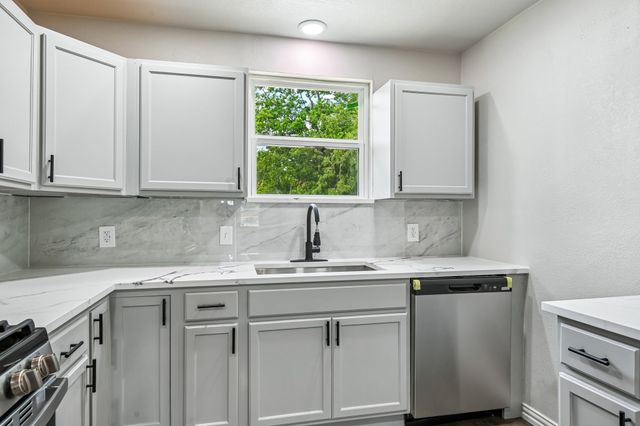 404 New hope Street, Terrell, TX 75160