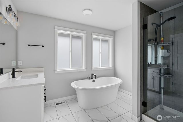 12811 186th Avenue E, Bonney Lake, WA 98391