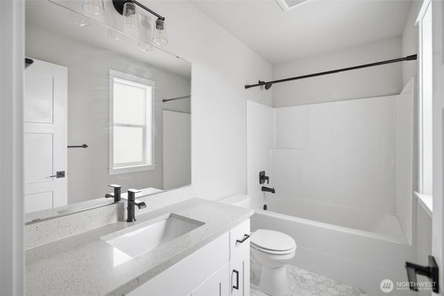 12811 186th Avenue E, Bonney Lake, WA 98391
