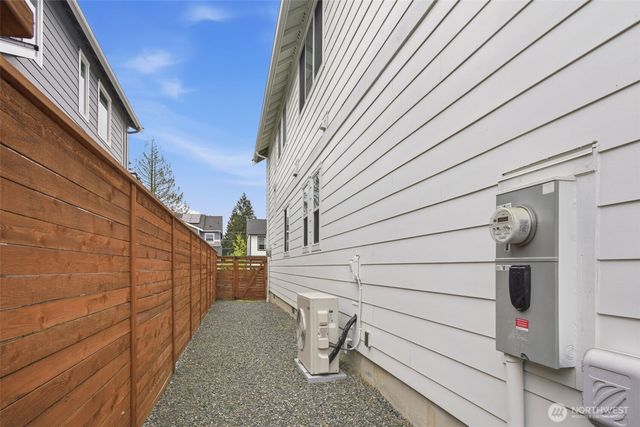 12811 186th Avenue E, Bonney Lake, WA 98391