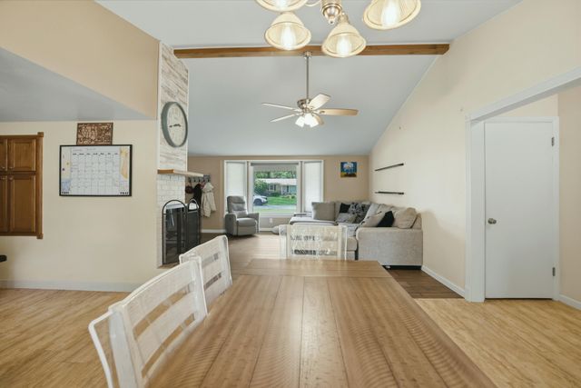 325 N 145th Avenue, Holland, MI 49424