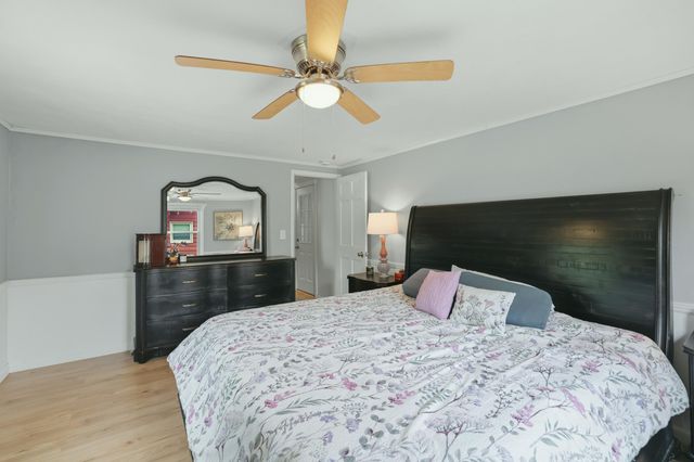 325 N 145th Avenue, Holland, MI 49424