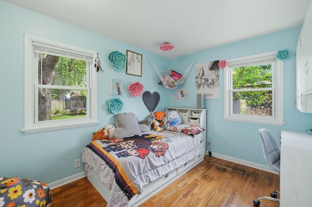 325 N 145th Avenue, Holland, MI 49424