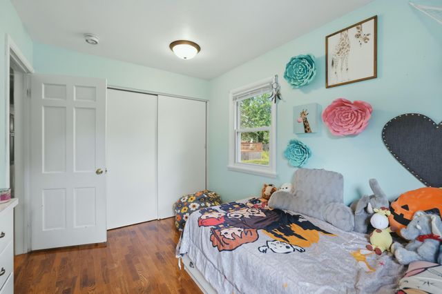 325 N 145th Avenue, Holland, MI 49424