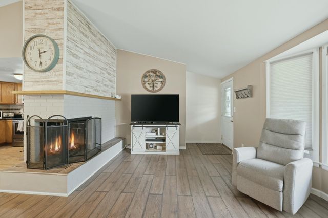 325 N 145th Avenue, Holland, MI 49424