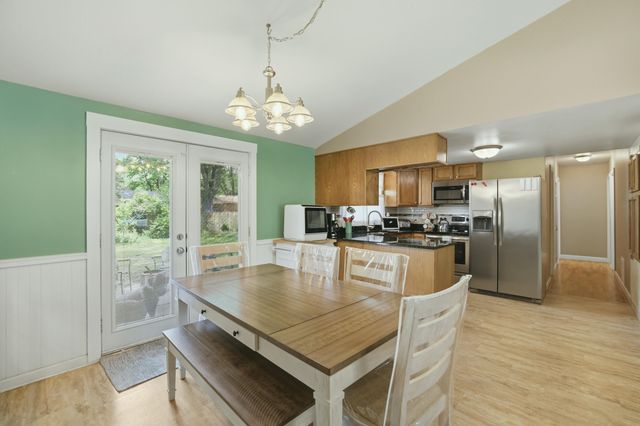 325 N 145th Avenue, Holland, MI 49424