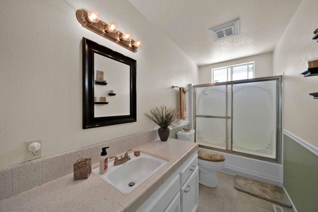 2195 Rancho Road, Redding, CA 96002